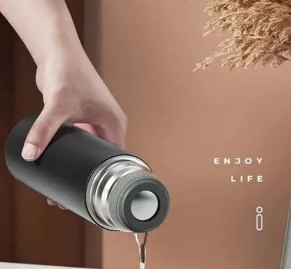 🖤 Termo con 3 Tazas – Comparte Momentos en Cualquier Lugar