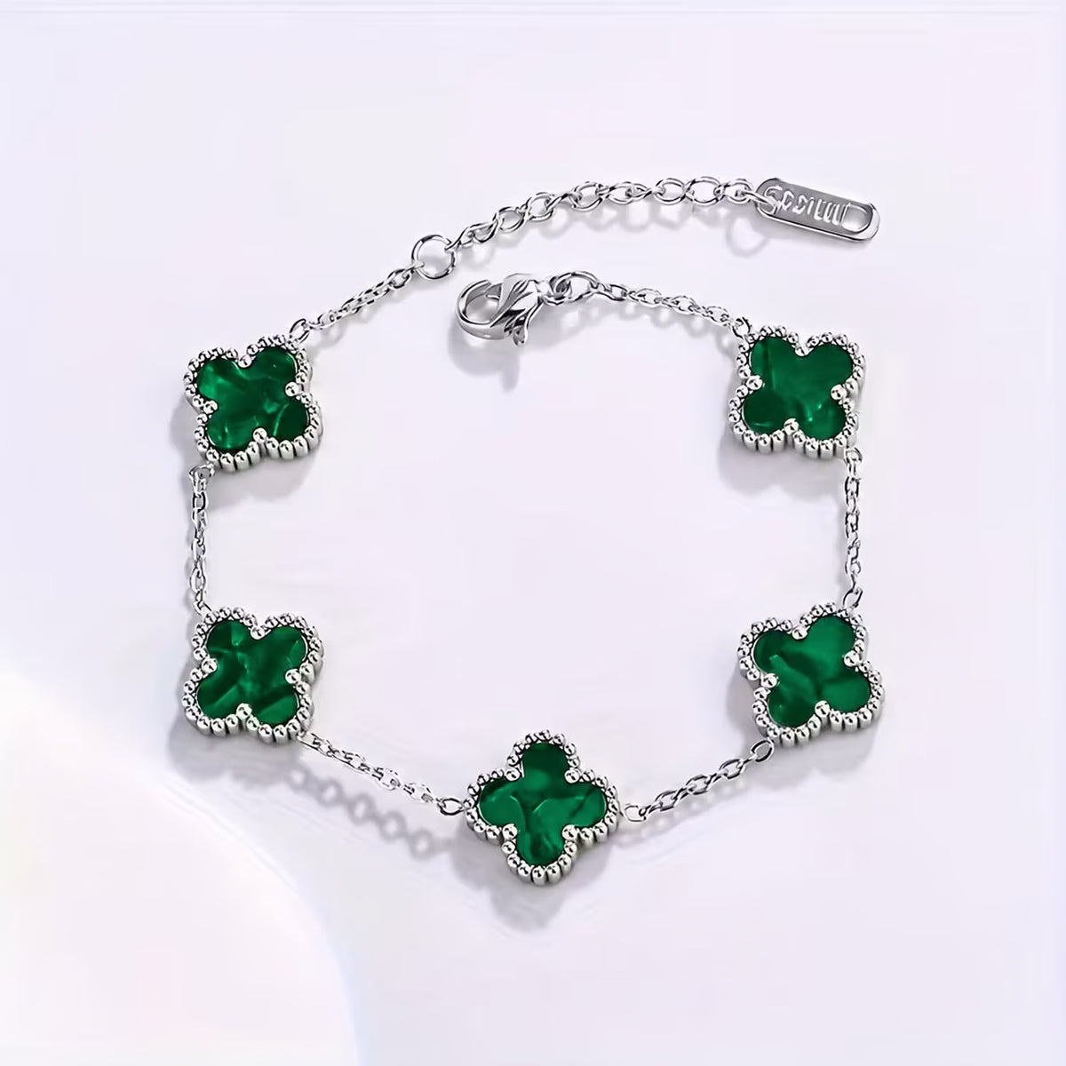 🍀 PULSERA TRÉBOL RODINADA + CAJA DE REGALO 🎁 ✨ Una joya elegante con un significado especial