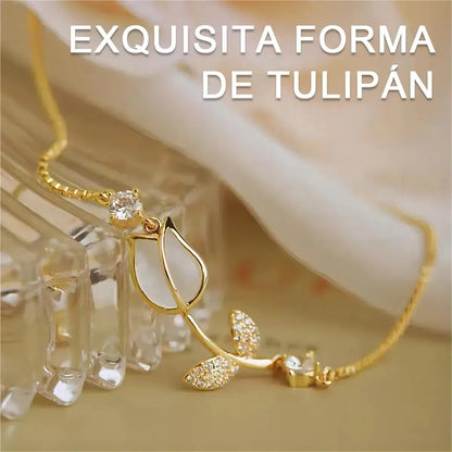 🌷 Pulsera Tulipán Blanca + Caja de Regalo 🎁 Un detalle elegante y delicado que hará sentir especial a esa persona que tanto quieres.