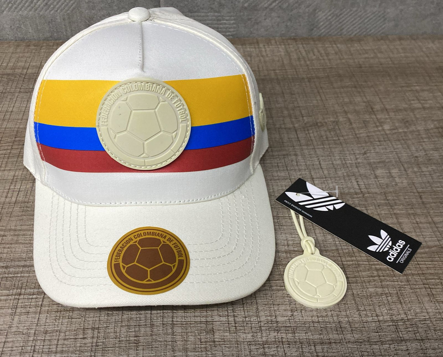 🧢 Gorra de Colombia – Estilo, Pasión y Orgullo Colombiano