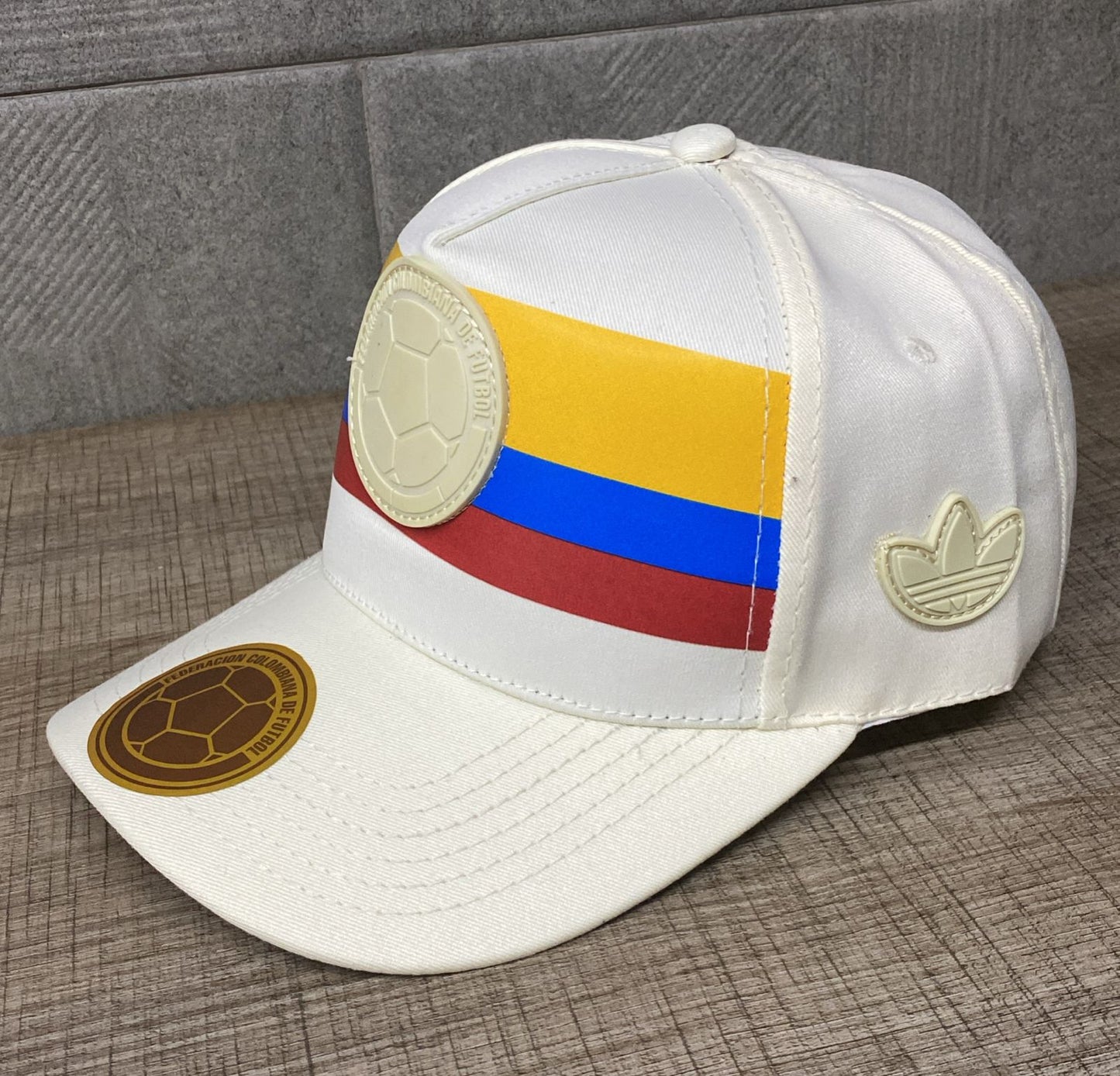 🧢 Gorra de Colombia – Estilo, Pasión y Orgullo Colombiano